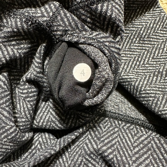 Lululemon herringbone high waisted wunder under - Picture 5 of 7